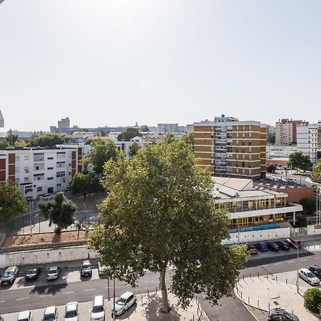 Lisbon Airport Suites Bagian luar foto