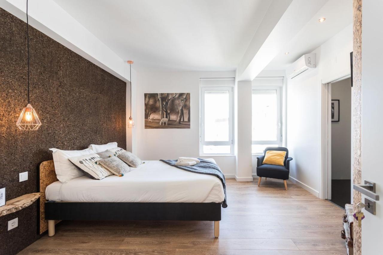 Lisbon Airport Suites Bagian luar foto