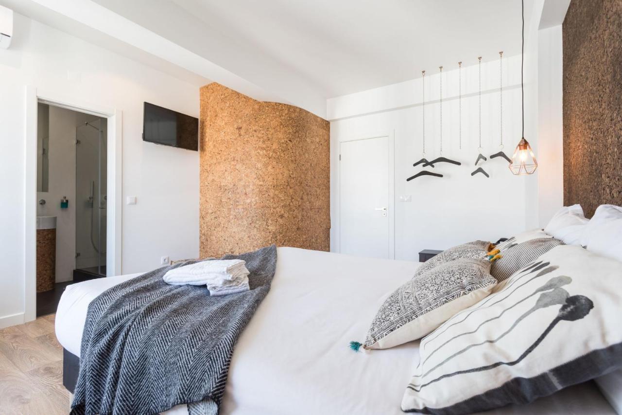 Lisbon Airport Suites Bagian luar foto