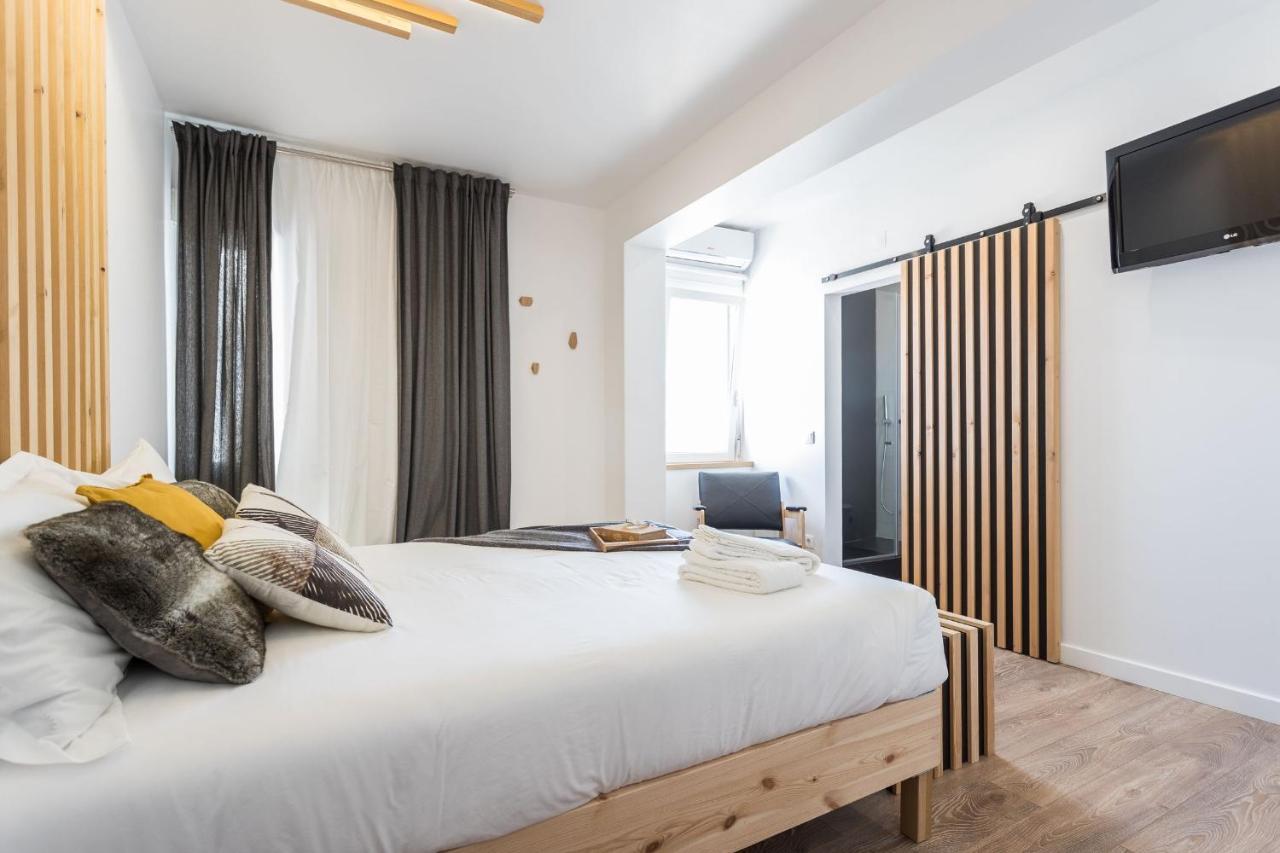 Lisbon Airport Suites Bagian luar foto
