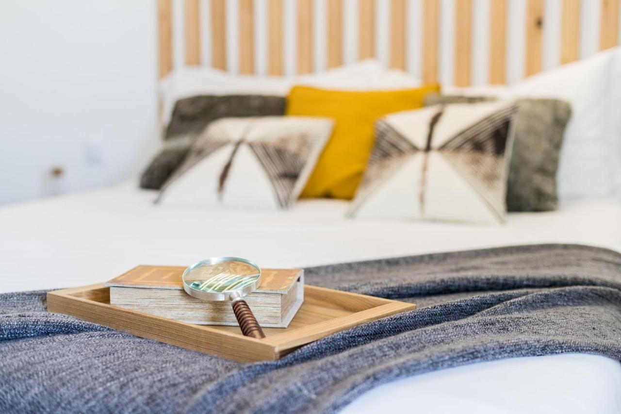 Lisbon Airport Suites Bagian luar foto