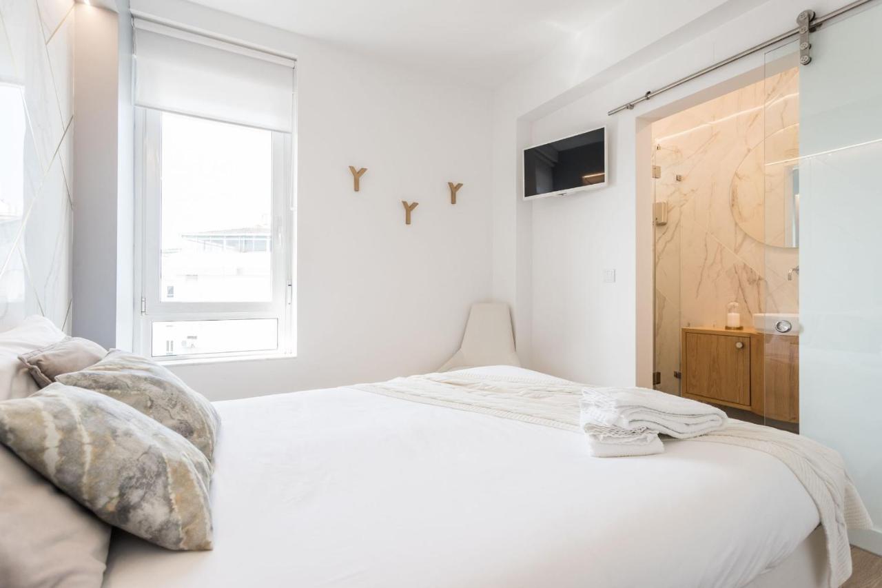 Lisbon Airport Suites Bagian luar foto